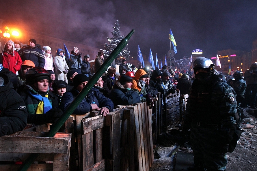 Беркут киев майдан. Евромайдан на Украине в 2014. Майдан 2013.