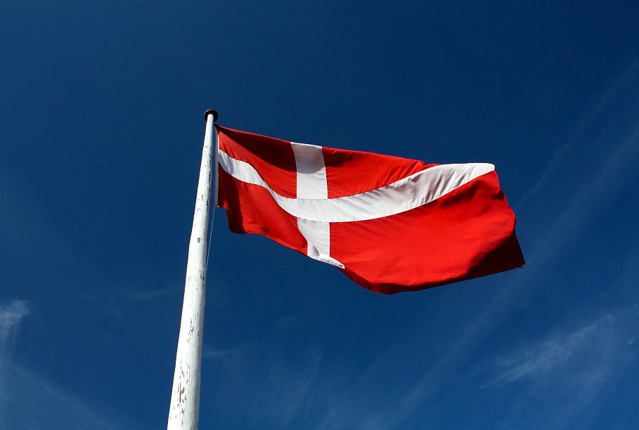 Флаг Дании. Иллюстративное фото
