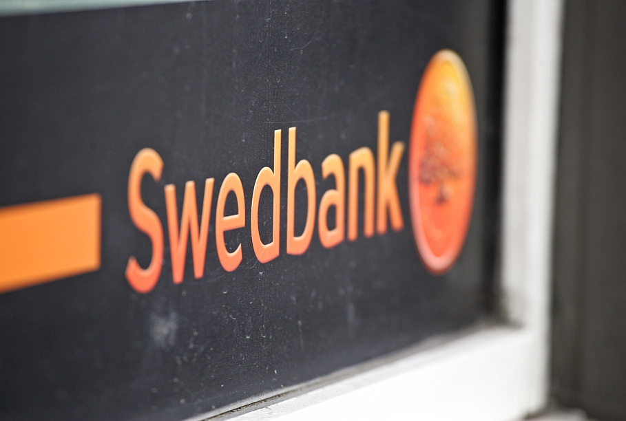 Swedbank lv. Swedbank logo.