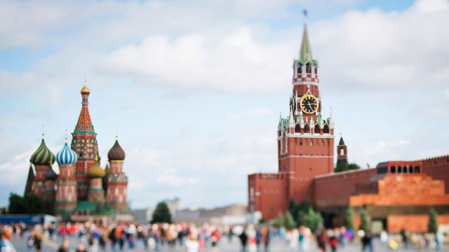 Латвия на неопределенное время полностью прекращает выдачу виз гражданам РФ
