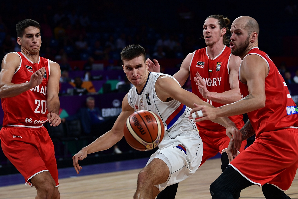 eiropas basketbola čempionāta astotdaļfināla spēle Serbija - Ungārija