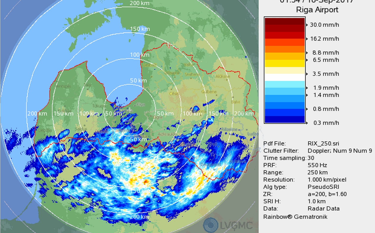 Ap plkst. 5 pirmdienas rītā Latviju no dienvidiem sasniedz plaša nokrišņu zona. Meteoroloģiskā radar...