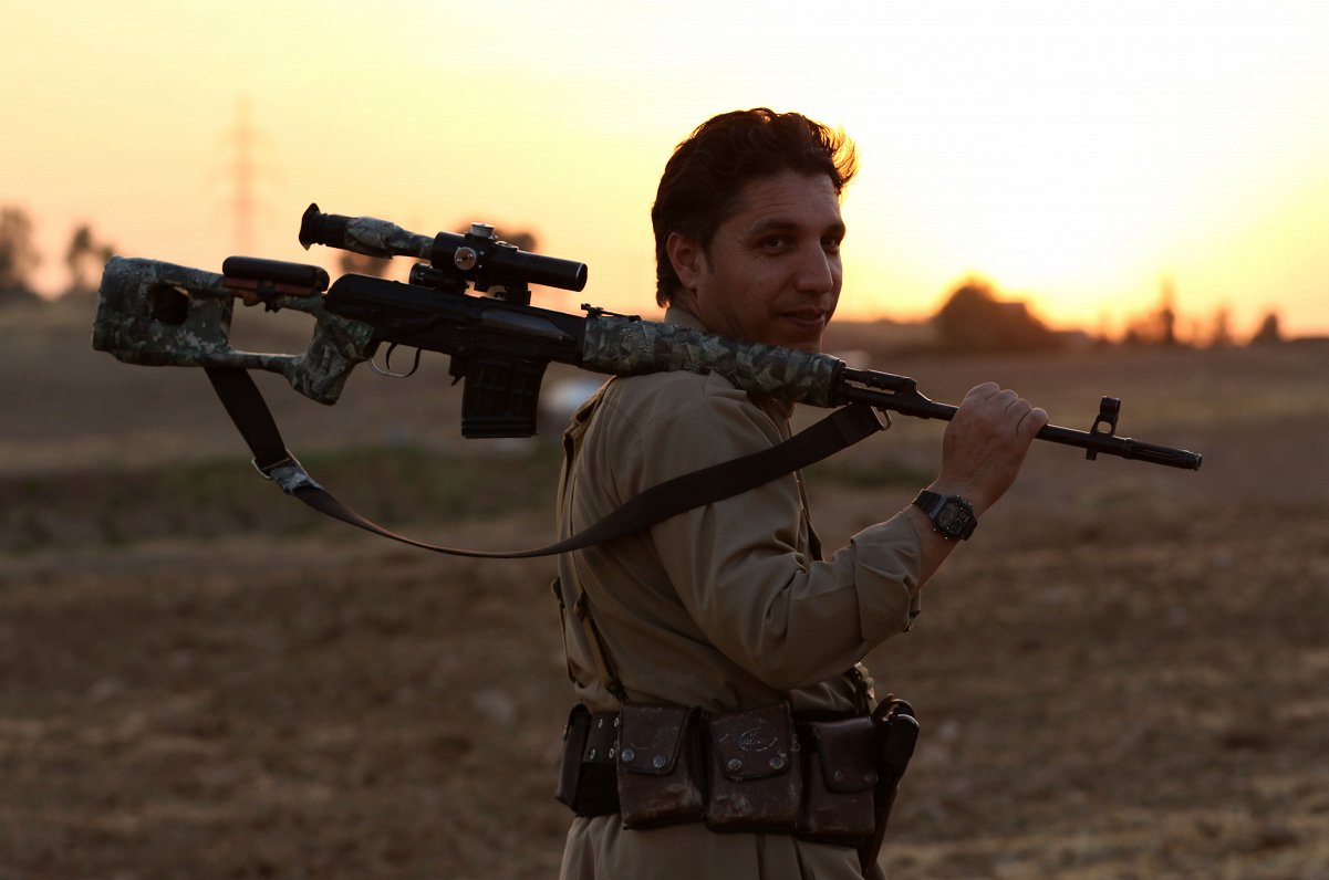 Irānas kurdu pešmergu karotājs