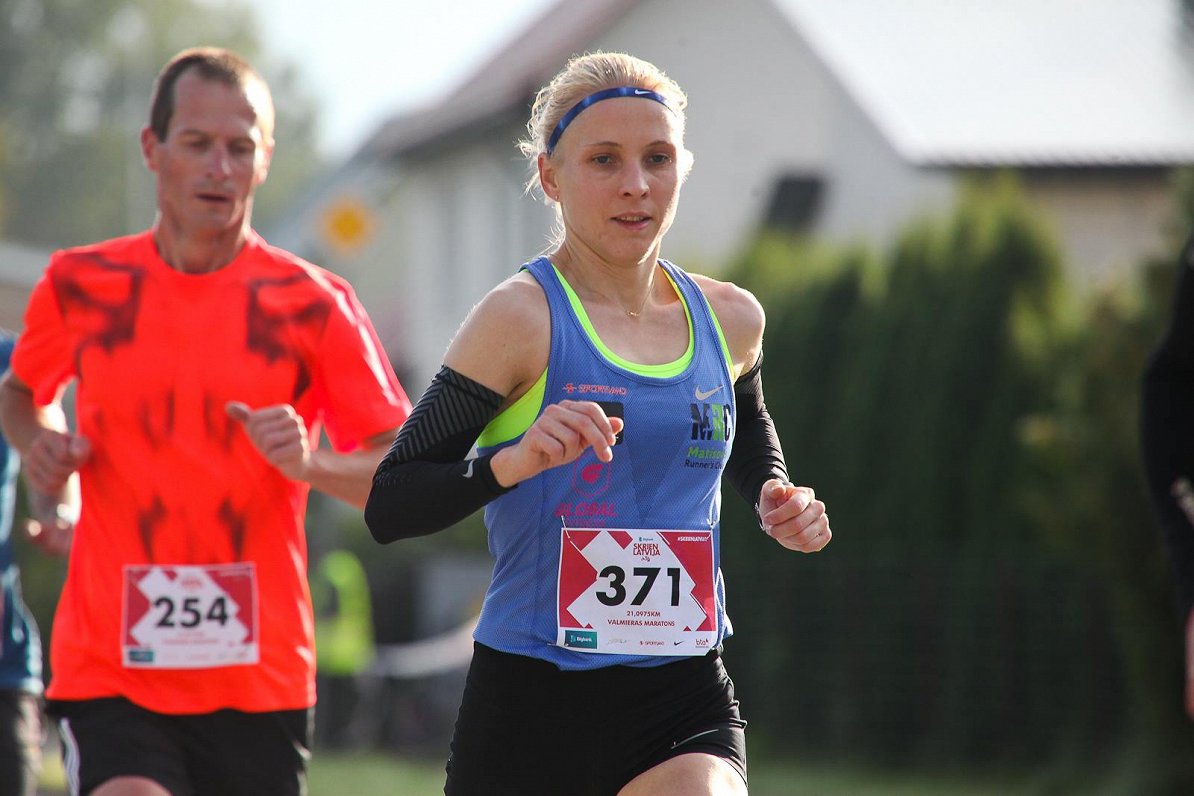 Lelde Neimande Valmieras pusmaratonā izcīna otro vietu