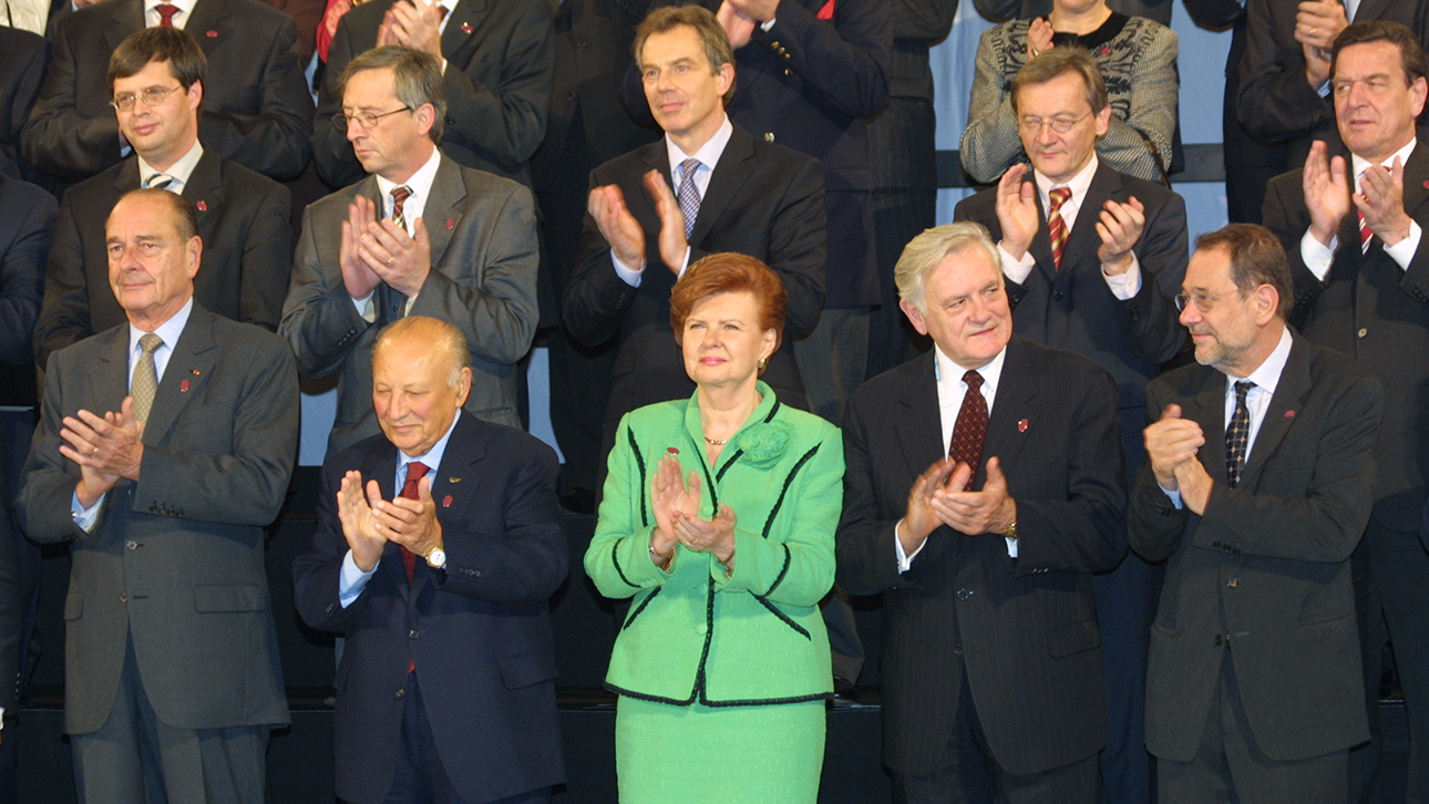 ES dalībvalstu un kandidātvalstu līderu tikšanās 2002.gadā Kopenhāgenā.