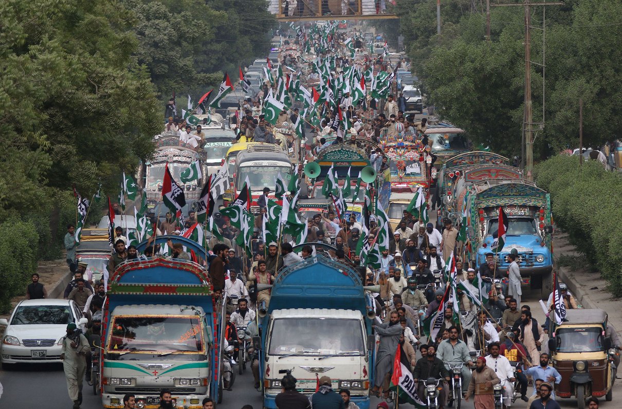 Activists of Jamaat-ud-Dawa march during an anti-US and anti-Israeli protest in Karachi on December...