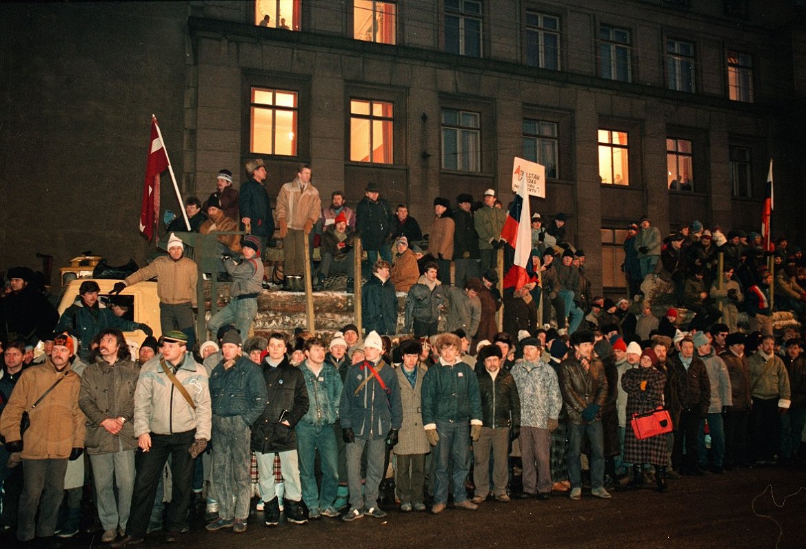 1991 barricades by the Cabinet of Ministers