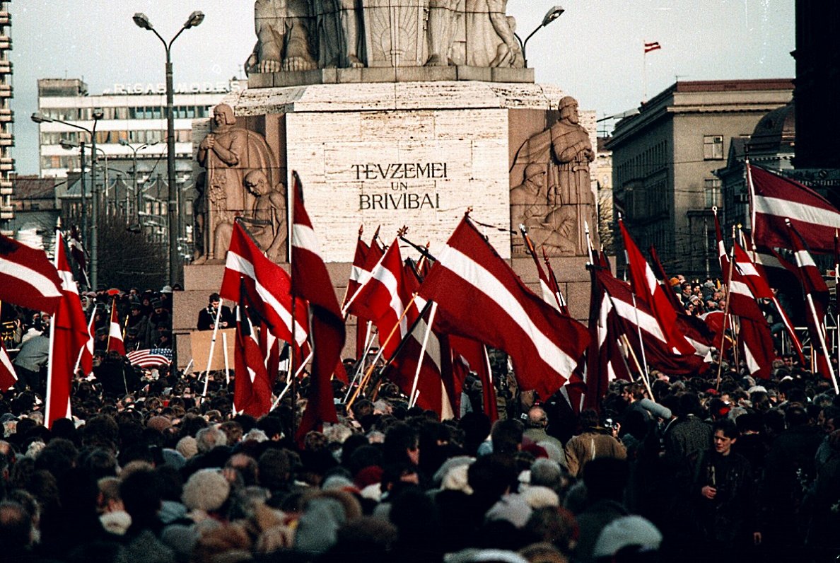 January 1991. Funeral of the people who died in the Barricades.
