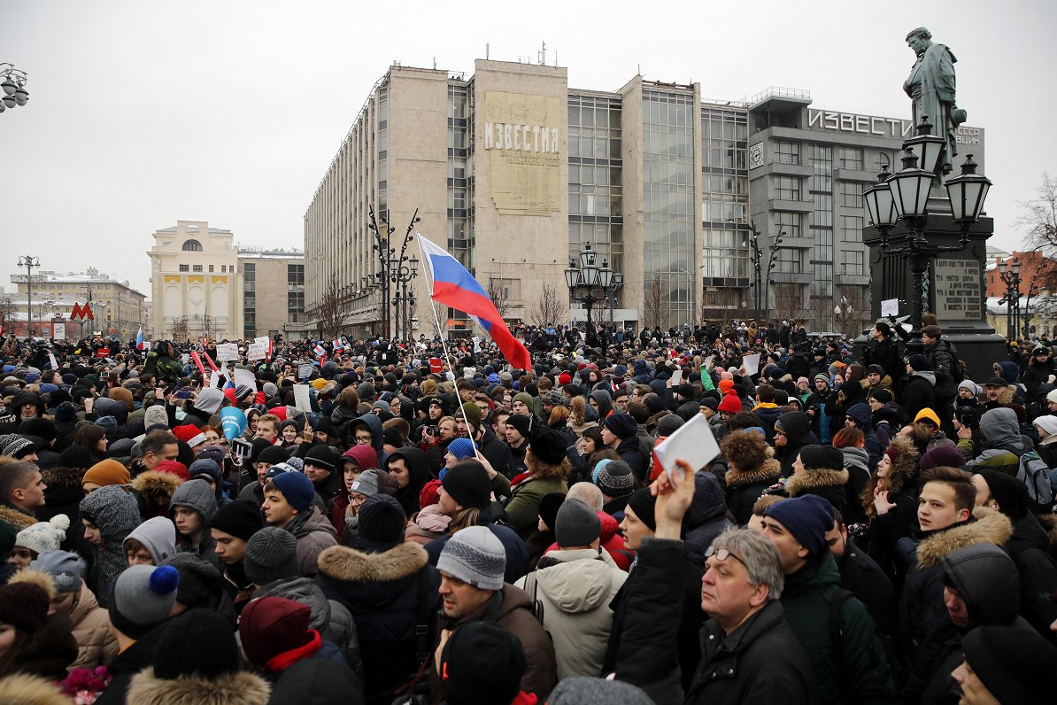 Protestētāji Maskavas Puškina laukumā