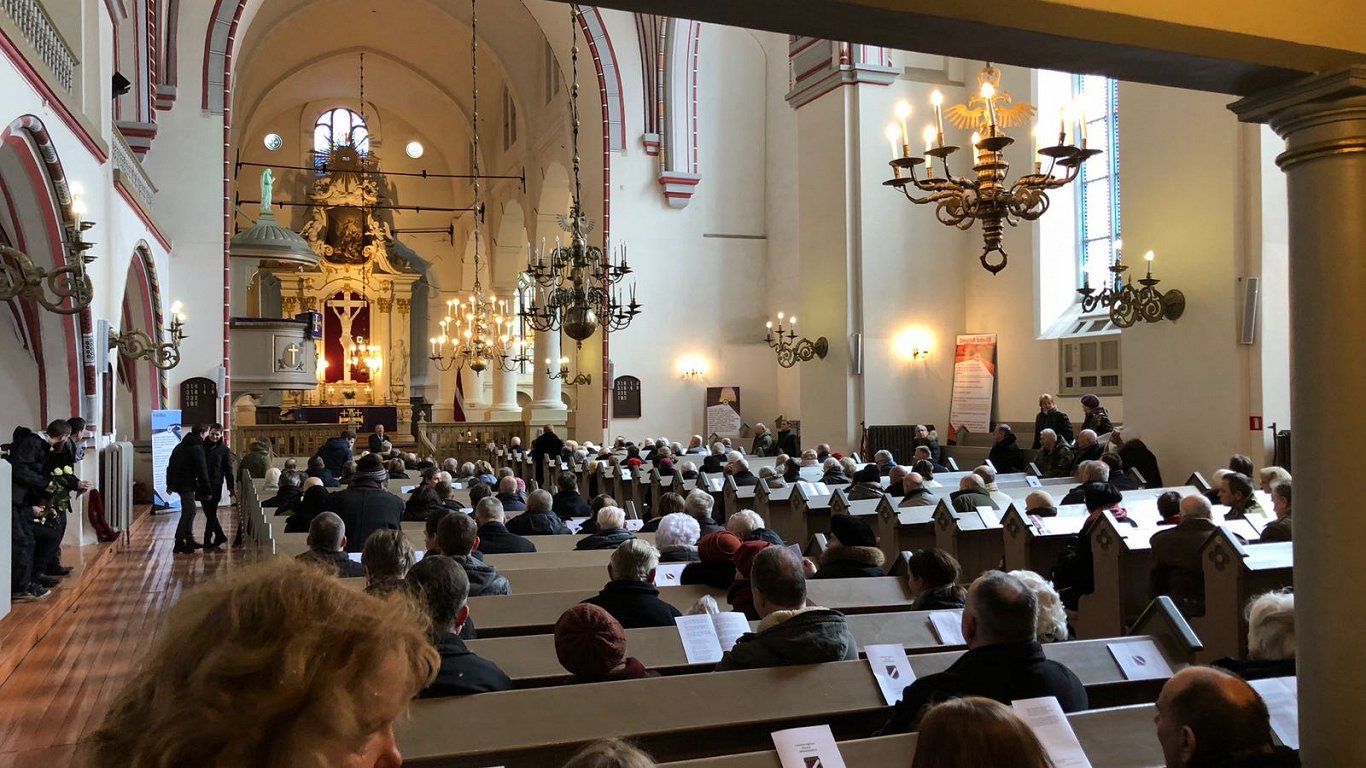 Dievkalpojuma norise katoļu baznīcā. 2019. gads.