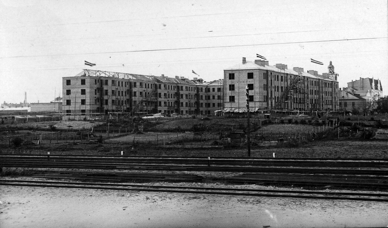 Pašvaldības īres nama celtniecība Jāņa Asara ielā, arhitekts O.Tīlmanis, 1929