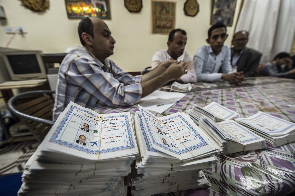 Balsu skaitīšana Ēģiptes prezidenta vēlēšanās