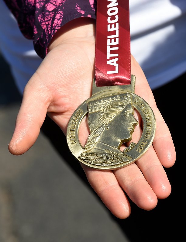 Piemiņas medaļa &quot;Lattelecom&quot; Rīgas maratona 42 km distances dalībniekam.