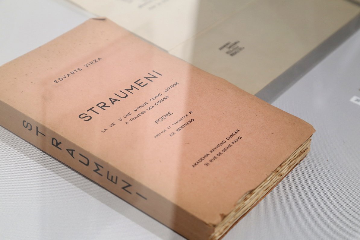 “Straumēni ” (Edvarts Virza, Aijas Bertānes ievads un tulkojums franču valodā, 1939, izdots Akademia...