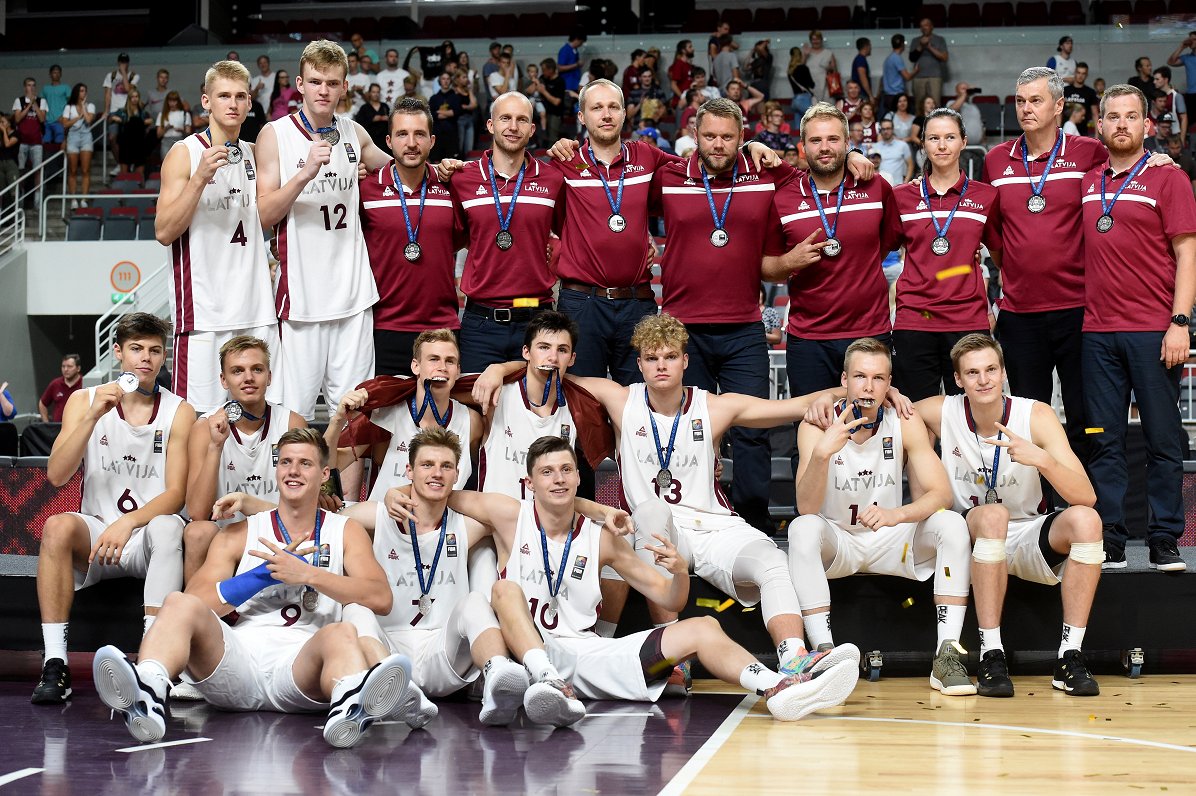 U-18 Eiropas vicečempioni Latvijas izlase