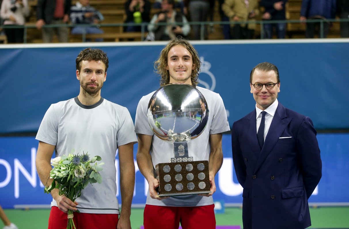 Ernests Gulbis (no kreisās), Stefans Cicips un Zviedrijas princis Daniels Stokholmas turnīra noslēgu...