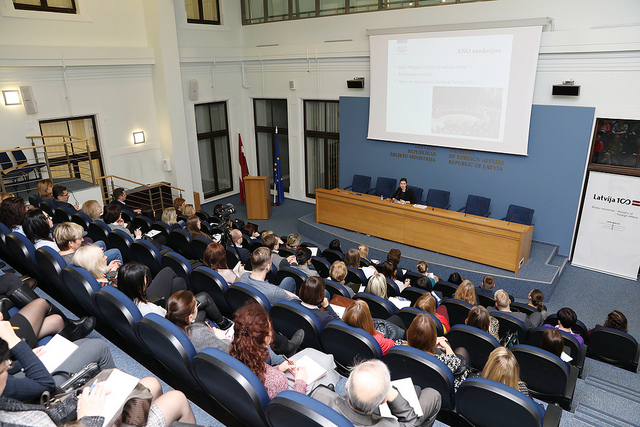 Foreign Ministry sanctions seminar