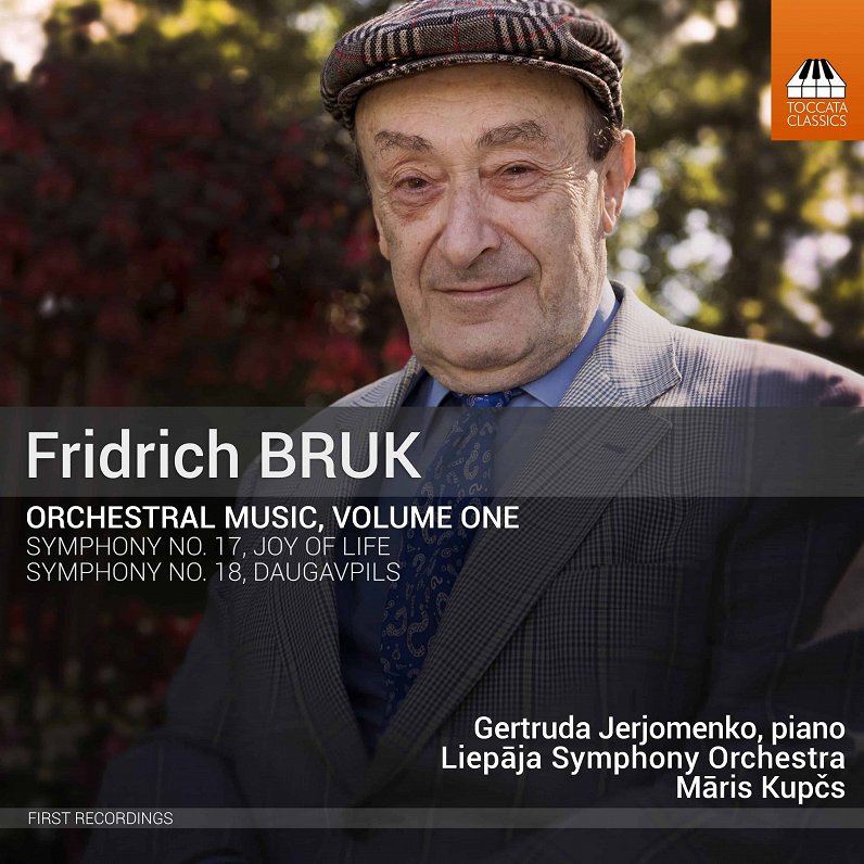 2018.gadā izdoto Bruka simfoniju CD vāciņā