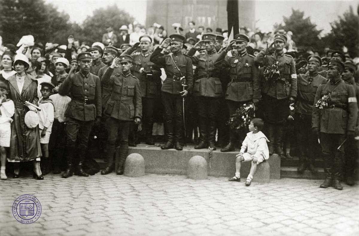 Second from the left: Jorģis Zemitāns, commander of the Northern Latvia Brigade, at a parade in Rīga...