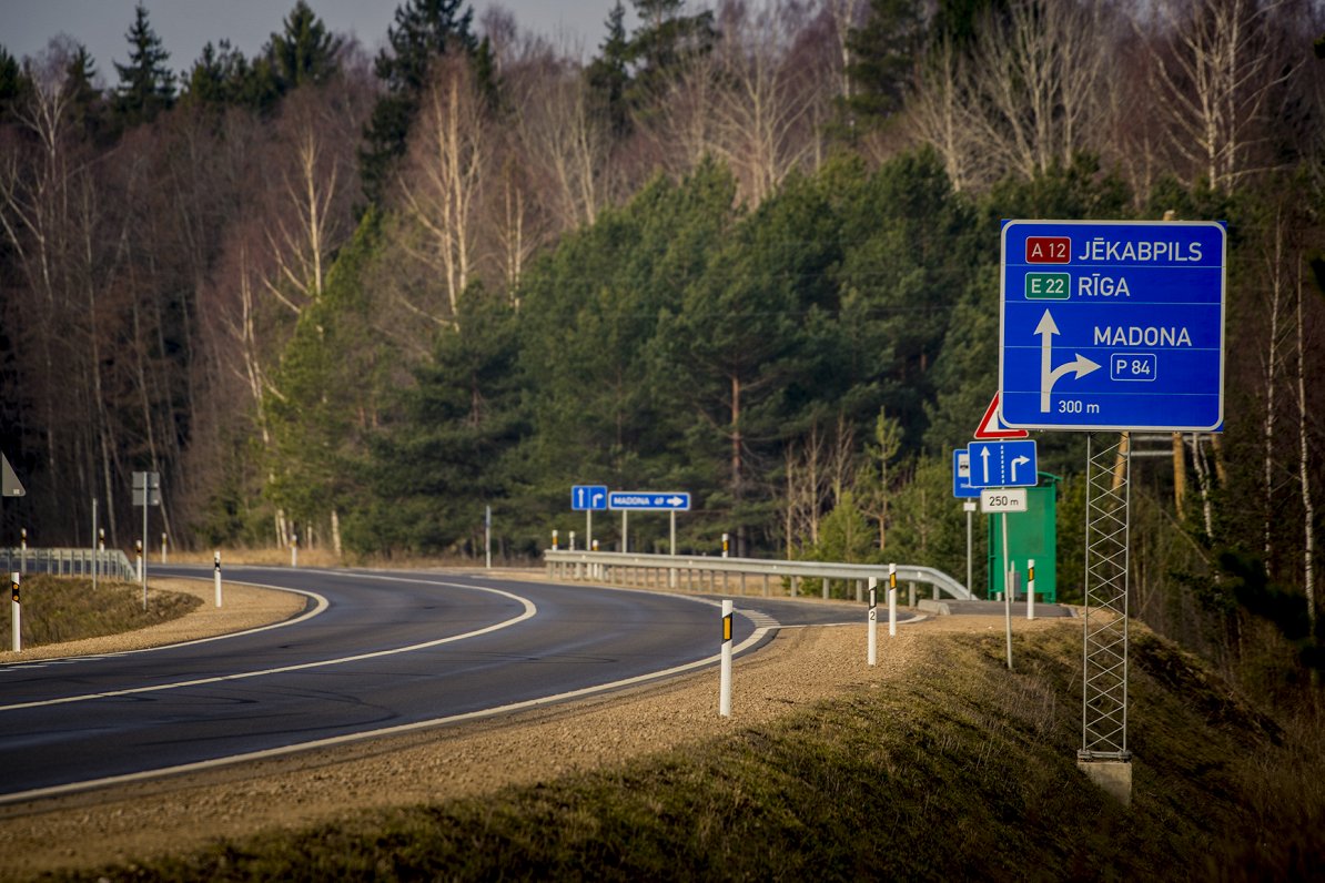 Autoceļa Jēkabpils–Rēzekne (A12) posms no Varakļāniem līdz Viļāniem