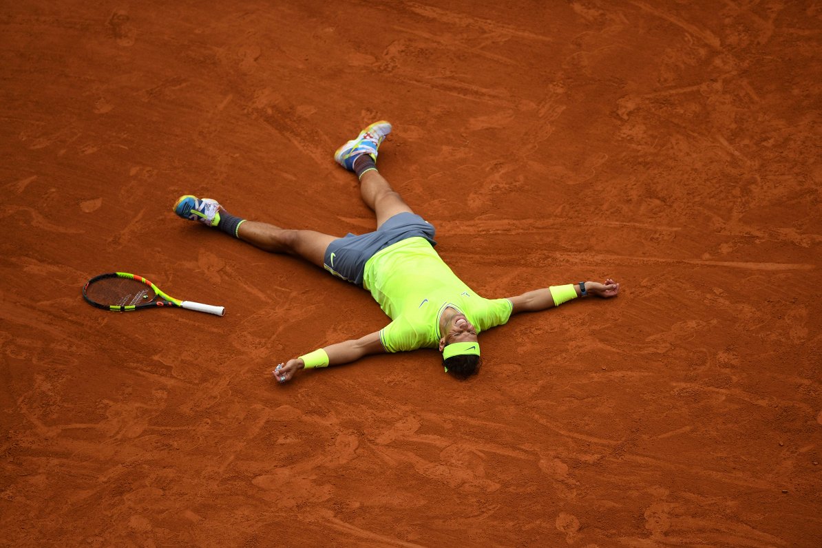 Rafaels Nadals pēc uzvaras punkta izspēles turnīra finālā