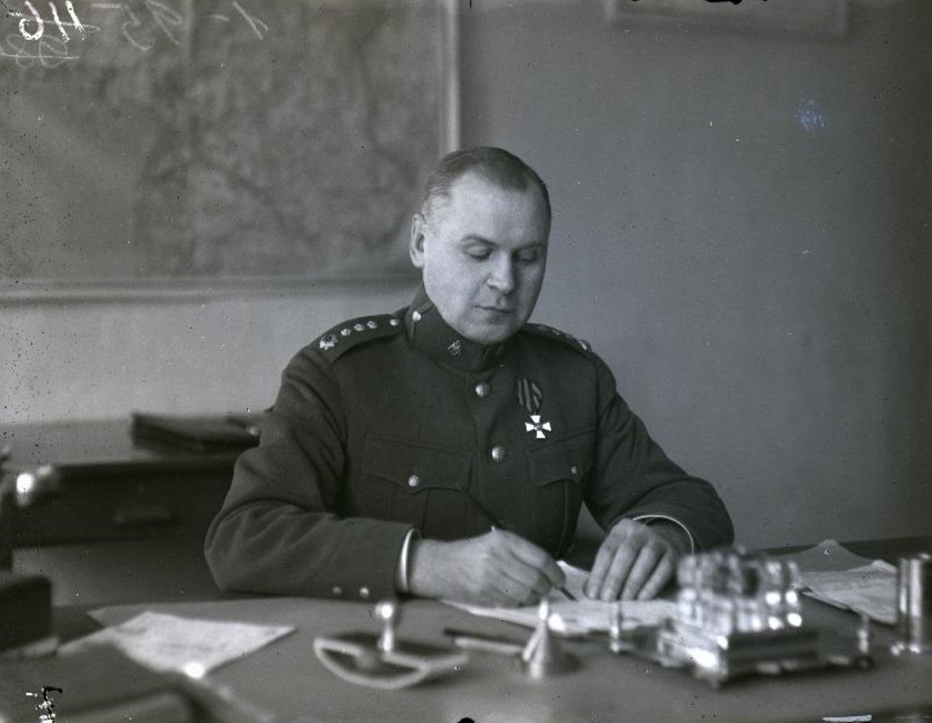 Полковник Эдуард Давид Янович-Канеп, командир батальона отряда Ливена.