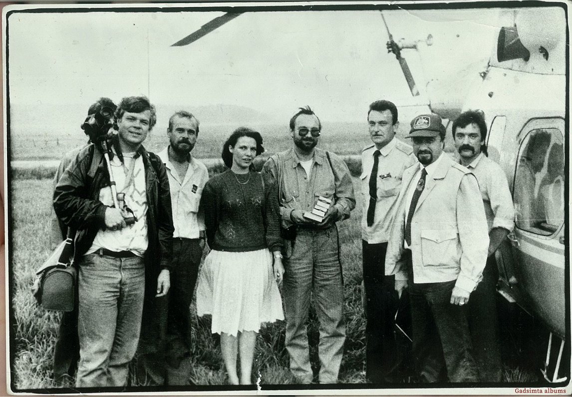 Juris Kaža (pirmais no kreisās), Edvīns Inkēns (vidū)