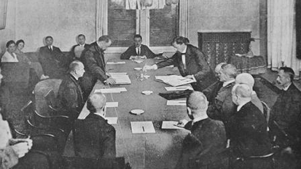 Россия и Латвия подписывают мирный договор, 11 августа 1920 года