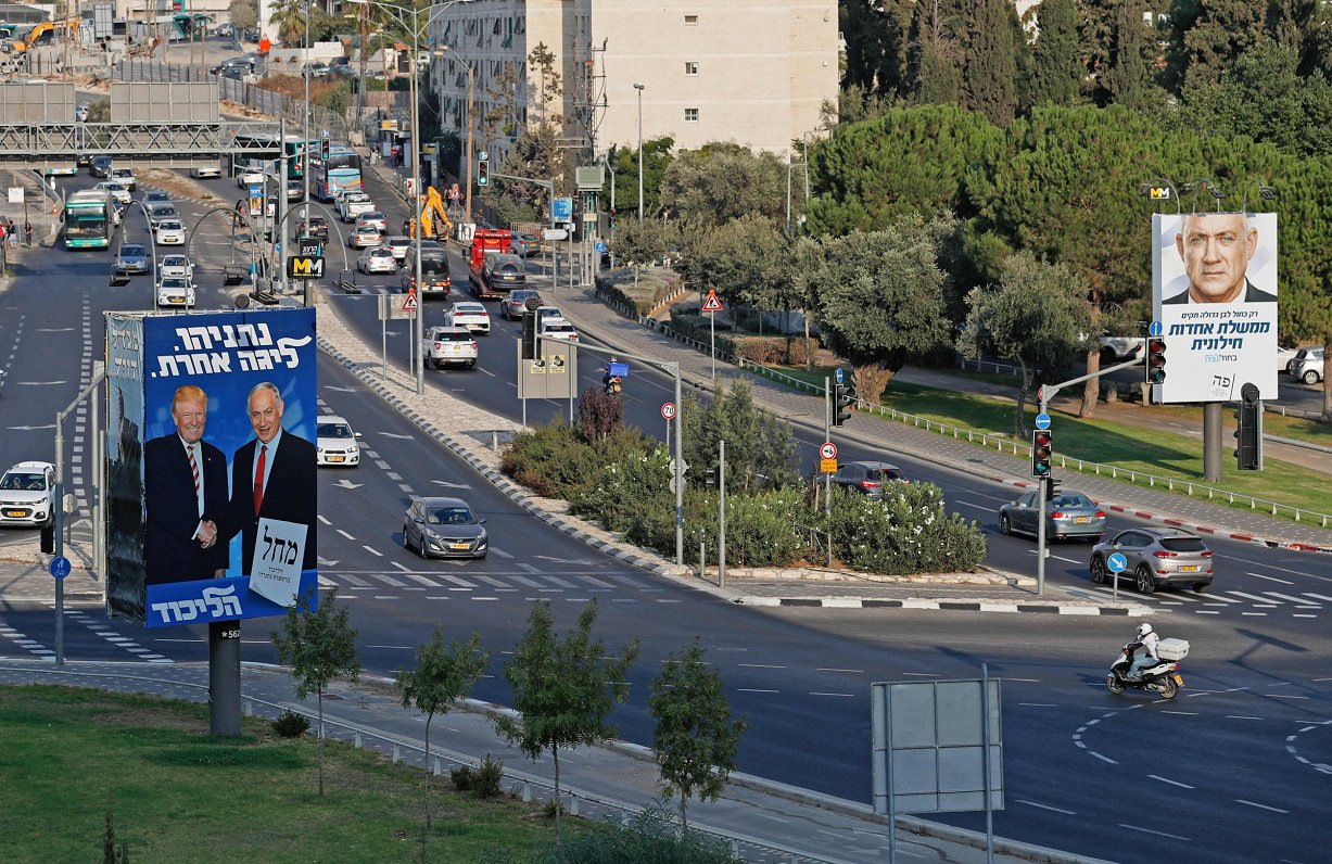Priekšvēlēšanu plakāti Jeruzalemes ielā. 16.09.2019.
