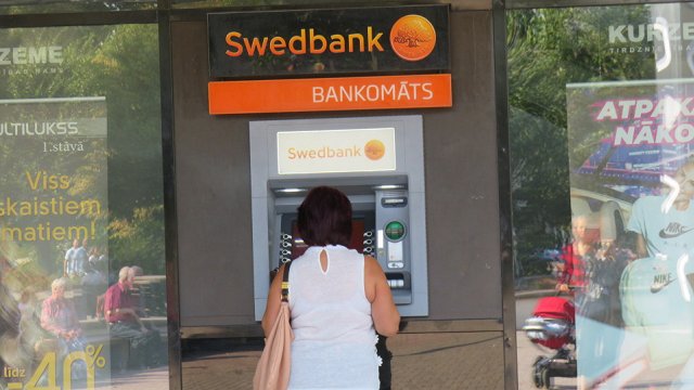 Swedbank и Printful поддержали ЛГБТ. Что теперь ждет их клиентов и сотрудников