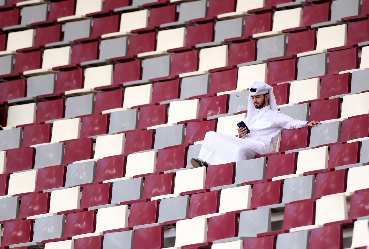 Skatītājs &quot;Khalifa&quot; stadionā pasaules čempionātā vieglatlētikā