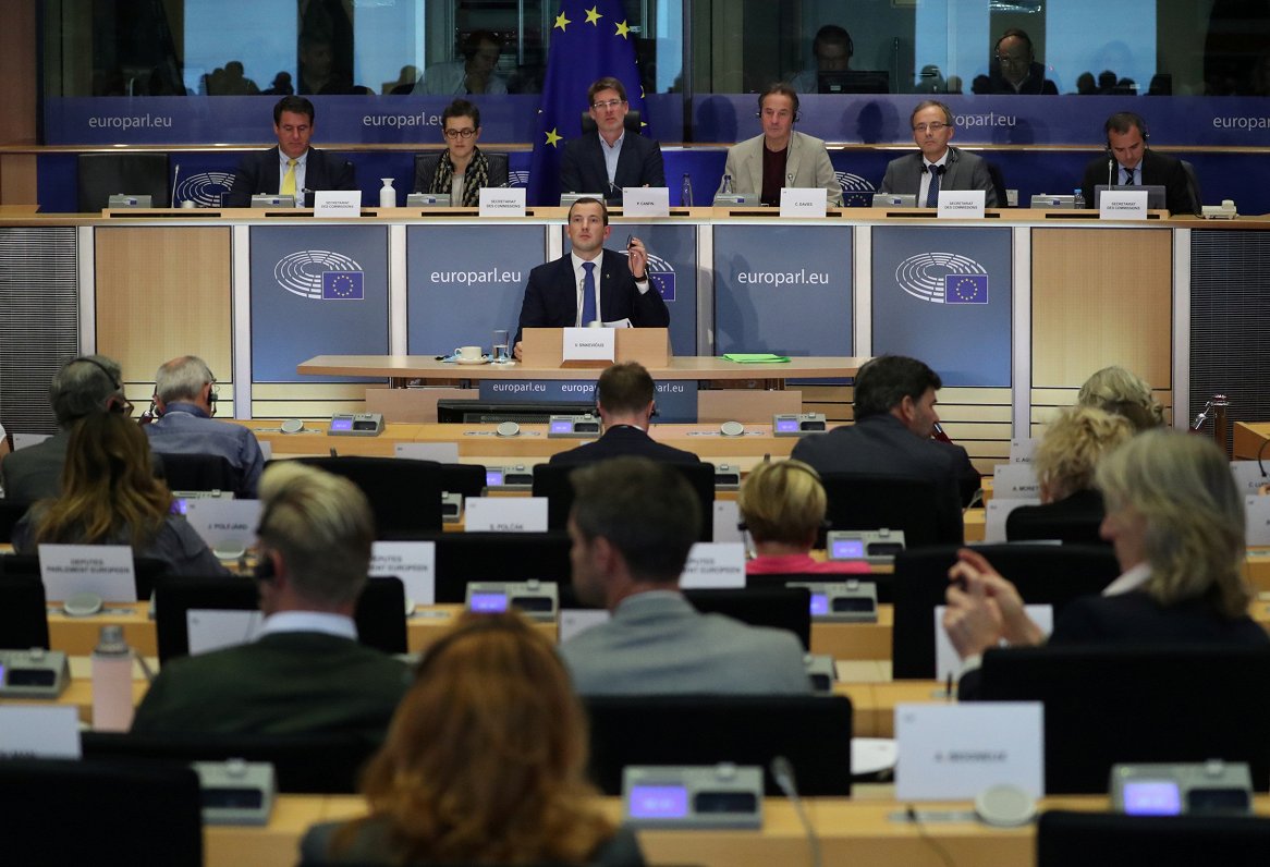 Eiroparlamentā tiek iztaujāts Lietuvas komisāra kandidāts Virginijs Sinkevičs