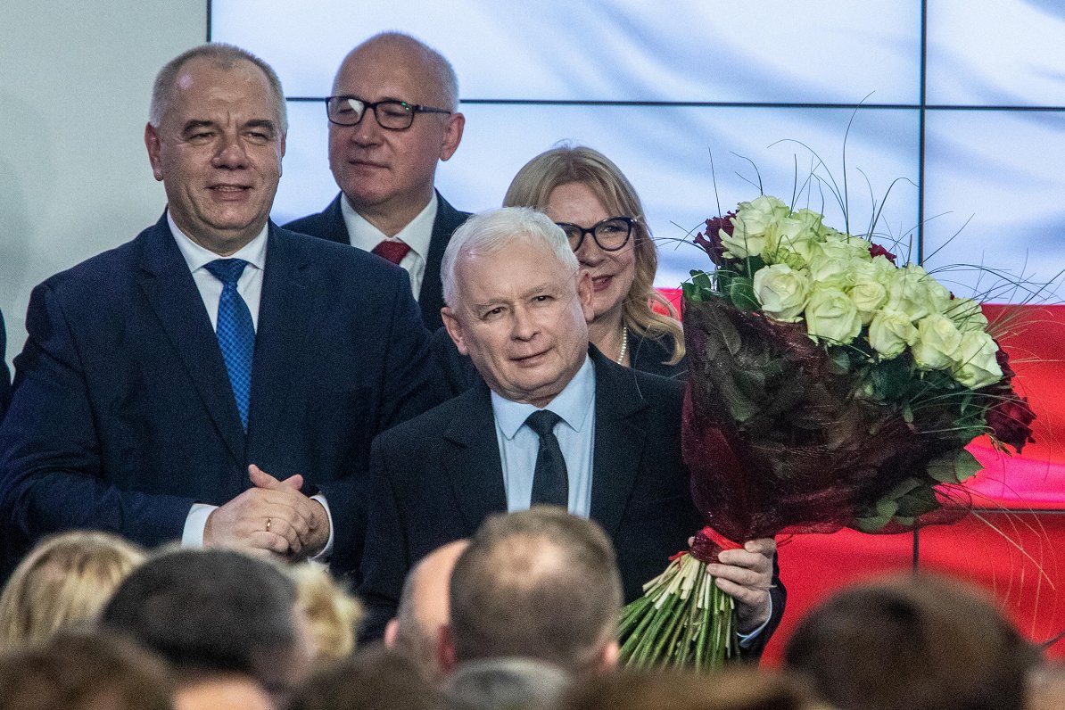 “Likuma un taisnīguma” partijas līderis Jaroslavs Kačiņskis vēlēšanu naktī (2019.gada 13.oktobrī)