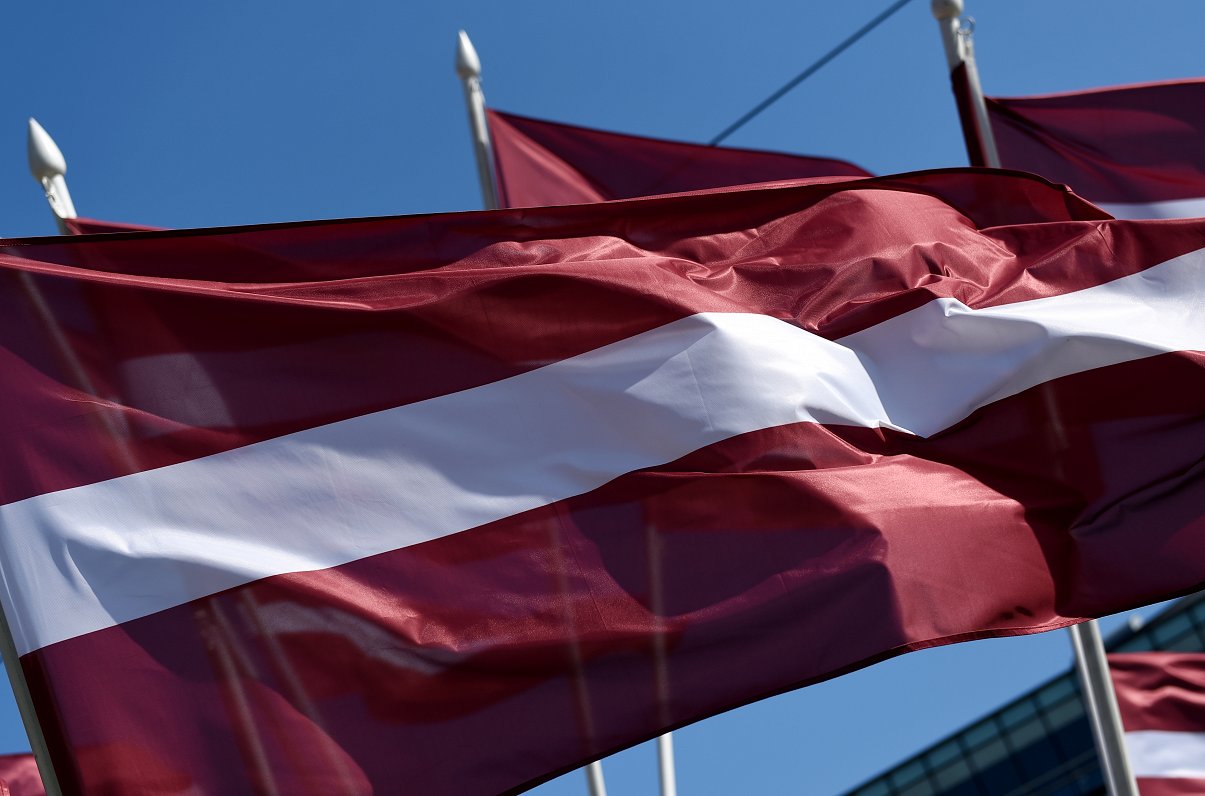 Latvia marks independence day / Article