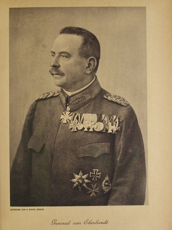 Ģenerālis Valters Eberhards.
