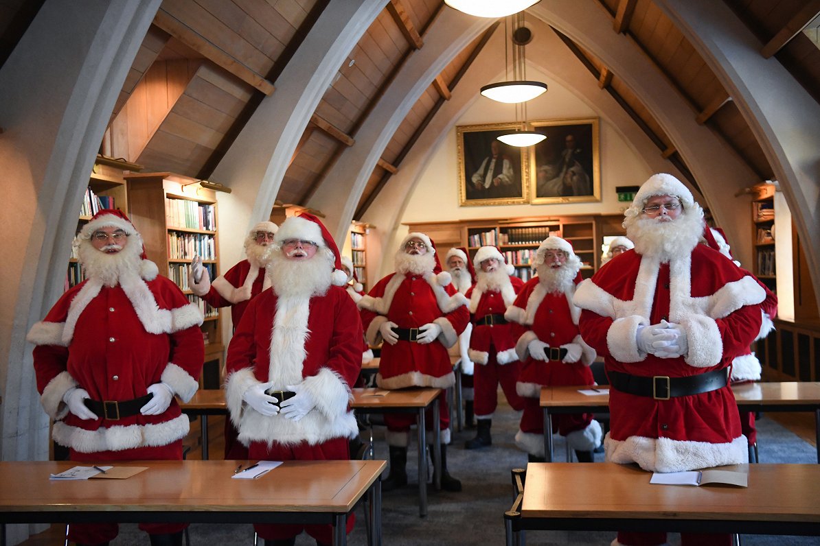 Santa Klausu skola Londonā.