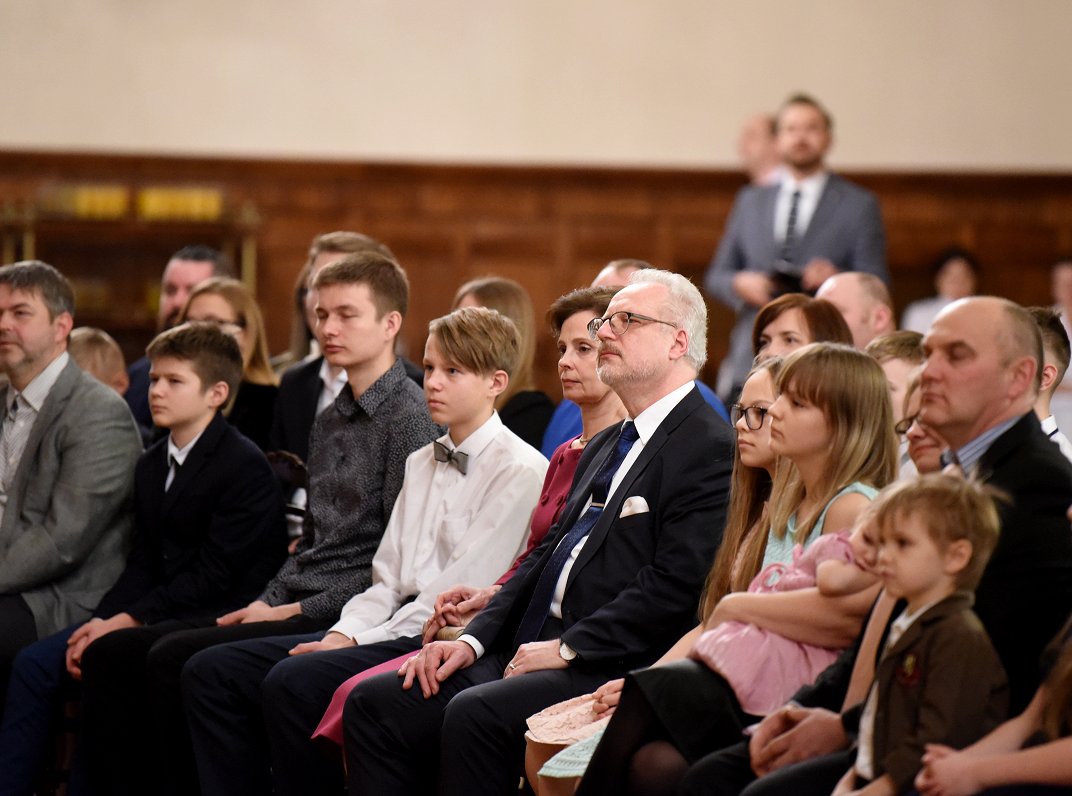 Valsts prezidents tiekas ar ģimenēm no dažādiem Latvijas novadiem un pilsētām