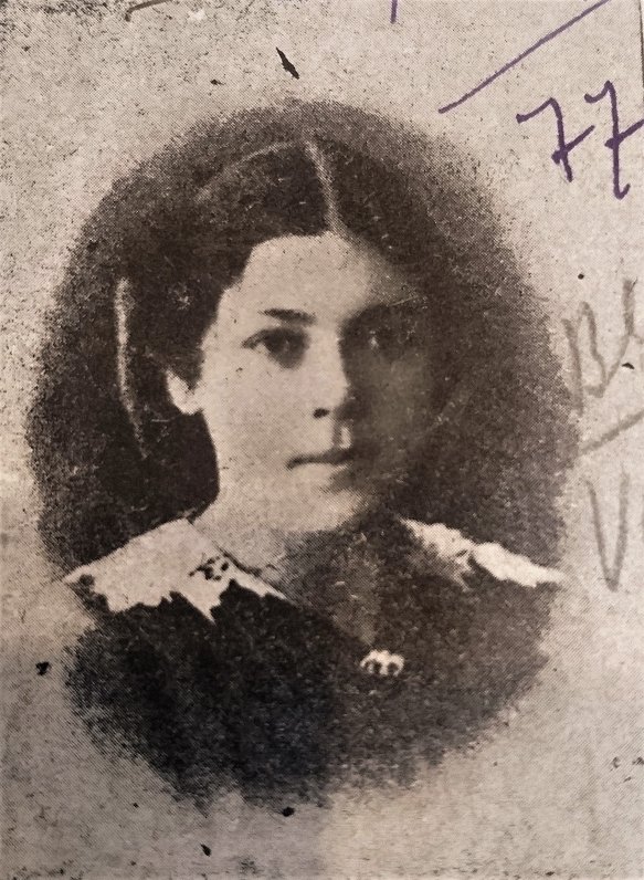 Johanna Daņiļeviča (alias Helga), a Polish student and active communist youth member