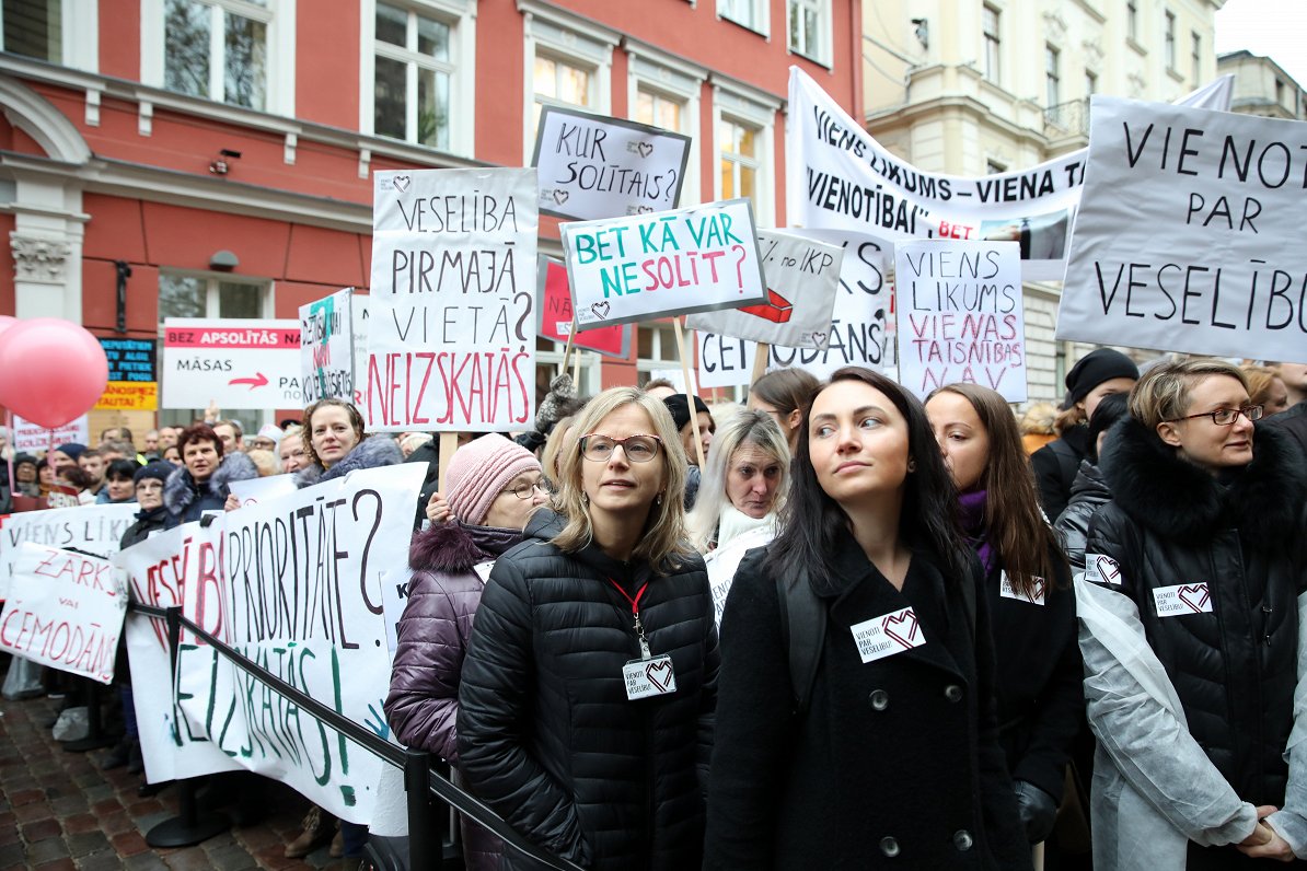 Mediķu protests pie Saeimas, 07.11.2019