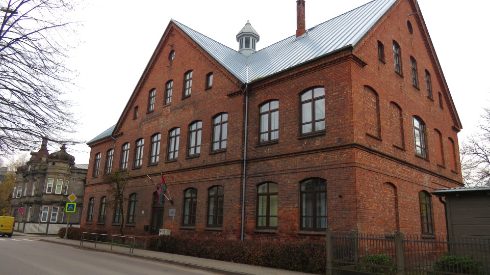 Бывшая немецкая школа в Лиепае.