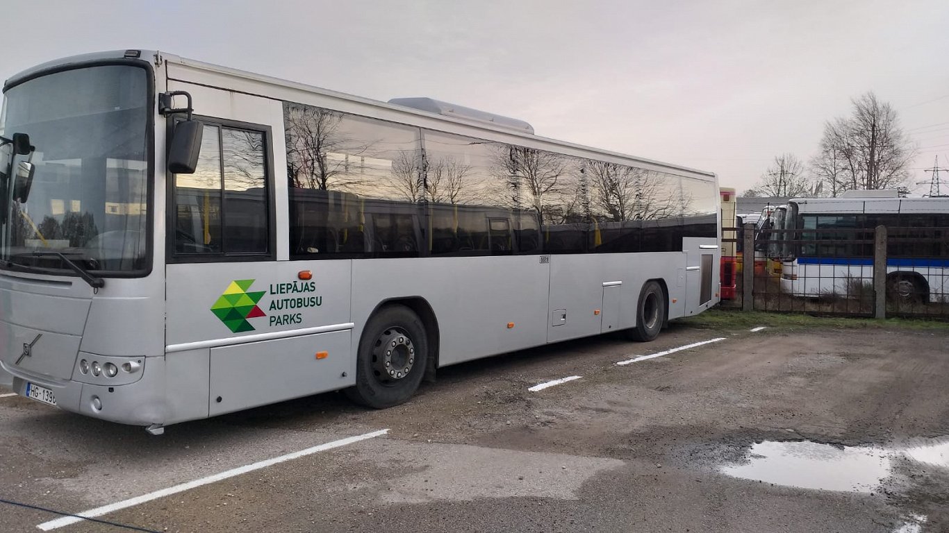 Autotransporta direkcijas dienaskārtībā – «Liepājas autobusu parka» līguma laušana; sekos līdzi jauno pārvadātāju gatavībai