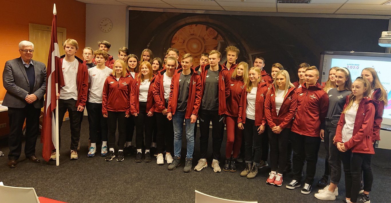 Latvijas delegācija startam jaunatnes olimpiskajās spēlēs