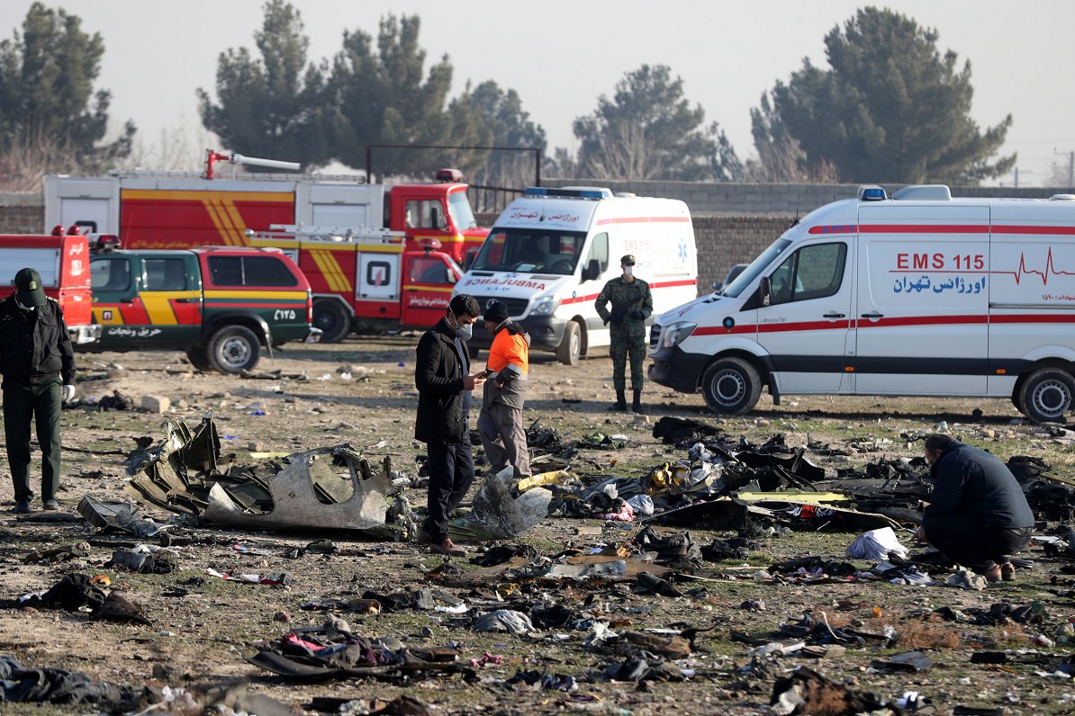 Aviokompānijas “Ukrainas starptautisko aviolīnijas” pasažieru lidmašīnas “Boeing 737-800” katastrofa...