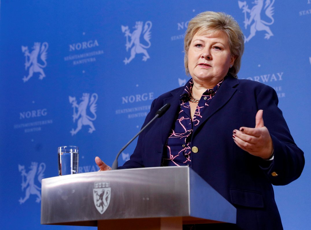 Attēlā Norvēģijas valdības vadītāja Erna Solberga