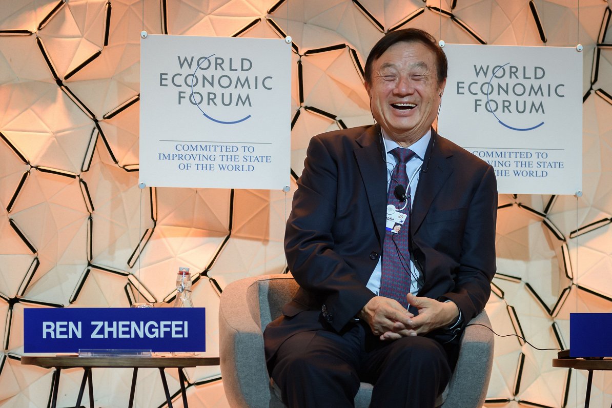 Ķīnas tehnoloģiju giganta “Huawei” dibinātājs. Ekonomikas forums Davosā, 2020.gada janvāris.