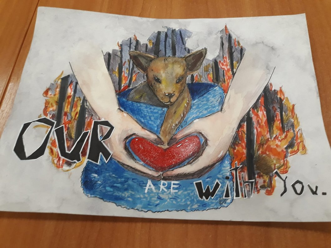 Salaspils 2.vidusskolas audzēknes tamborē somiņas un maisiņus Austrālijas ugunsgrēkos cietušo dzīvni...
