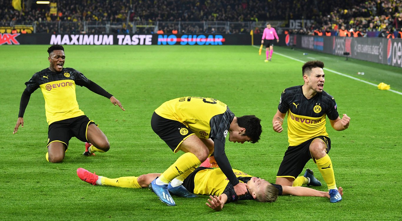 Dortmundes &quot;Borussia&quot; futbolisti svin vārtu guvumu