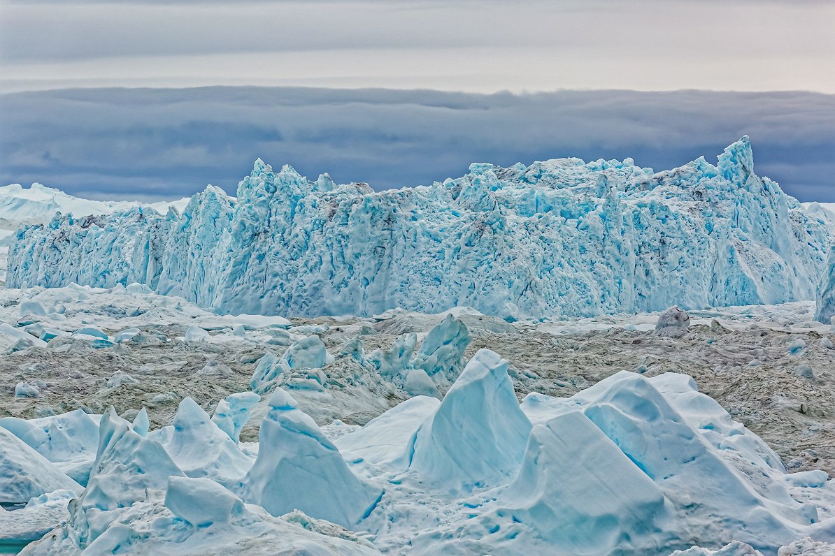 Ledus fjords Grenlandes rietumu pusē 2019.gada septembrī