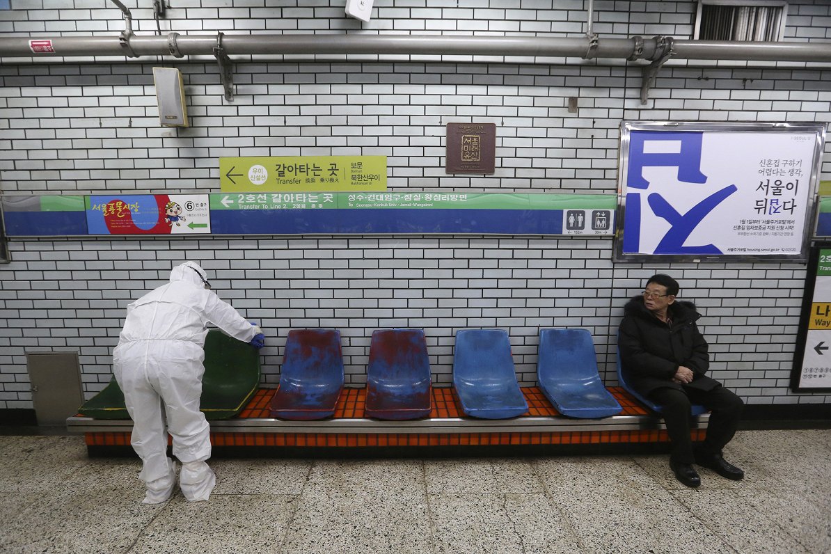 Dezinficēšana Seulas metro, 21.02.2020