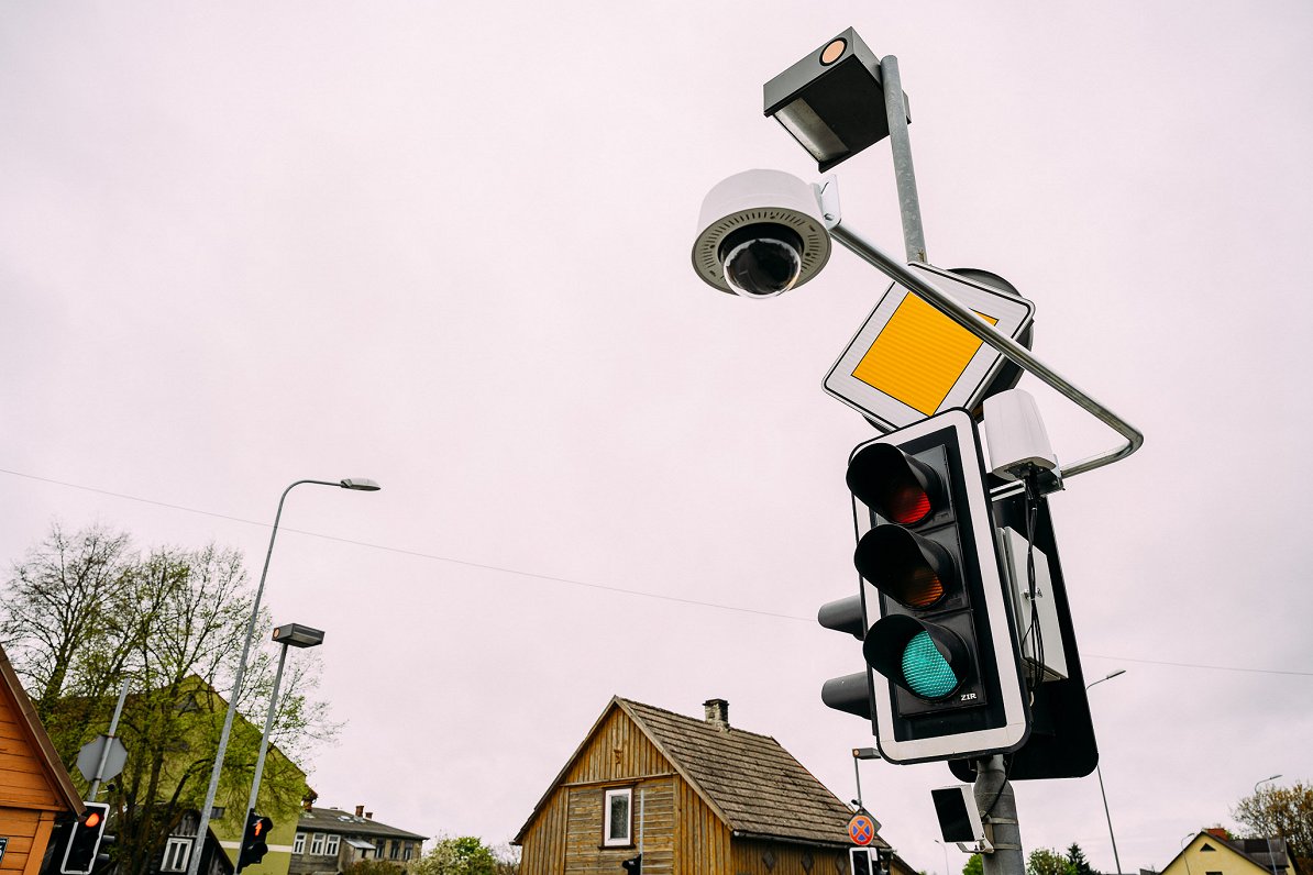 klippe billig Hvis Riga tests red traffic light radar / Article